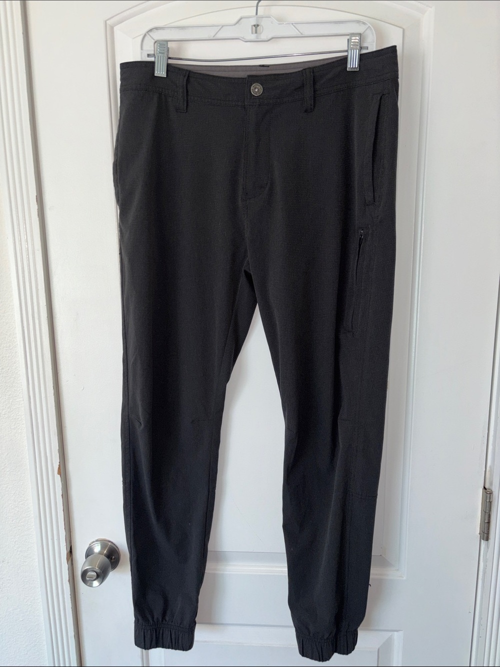 Prana stretch perforated/vented active jogger pants 31